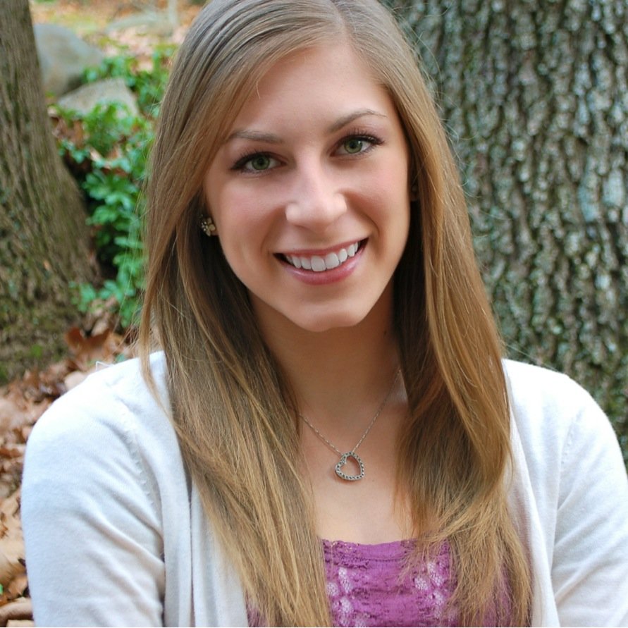 JulianneSimon09's profile picture. 