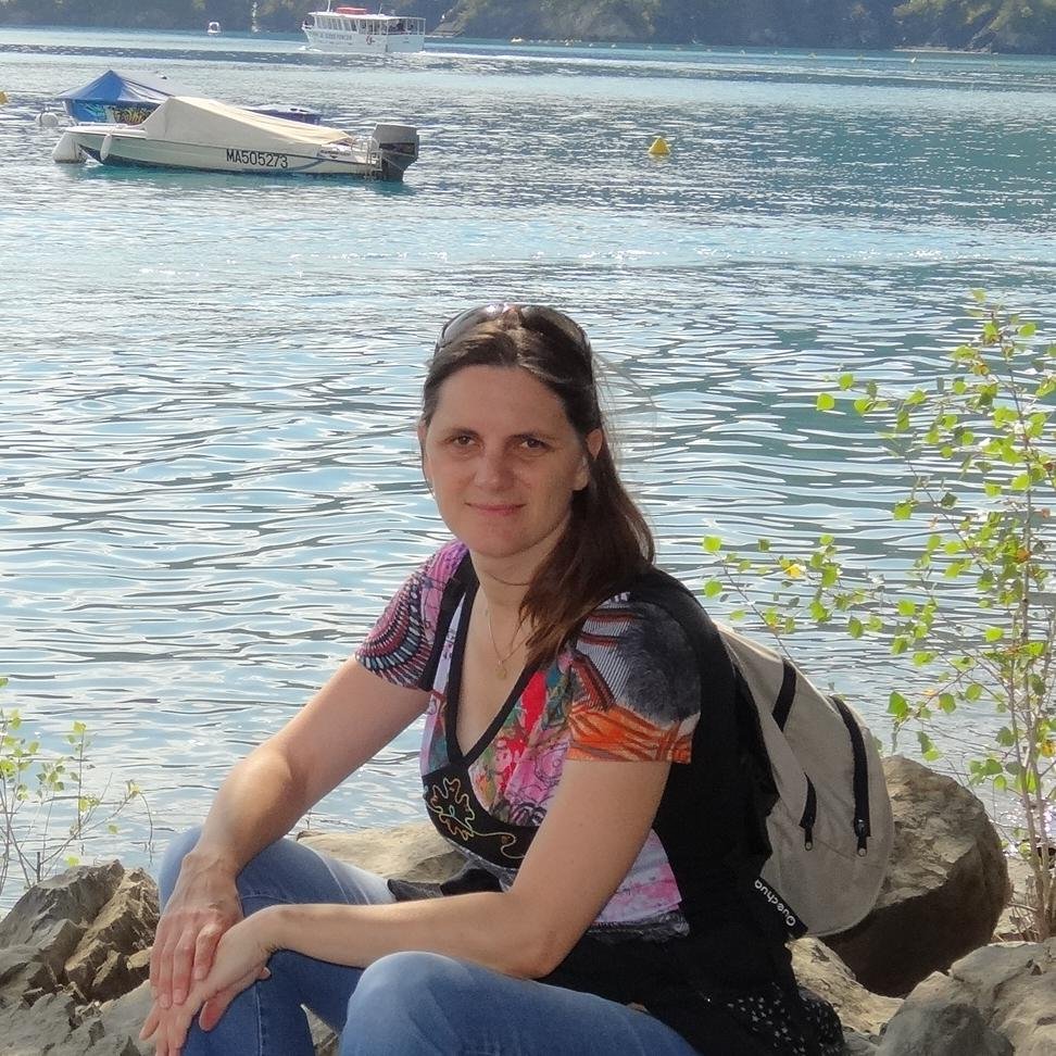 tricia2714's profile picture. une princesse farfelue à l'âme bruelienne et amoureuse de la Corse...qui aura toujours 15 ans parce que çà rend la vie plus belle :)