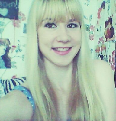 Im 16 years old :3 and im a cosplayer ~follow me please :3 i follow back~