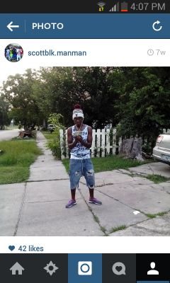 I Got The 40 On Me We Don't Fight Fear                  Smoke A Gram