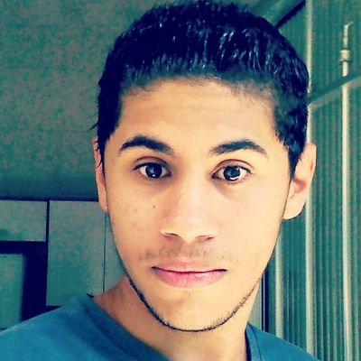 A loucura vai além do que se pode ver no rosto, sou o soldado da ladeira que nunca abandona o posto.