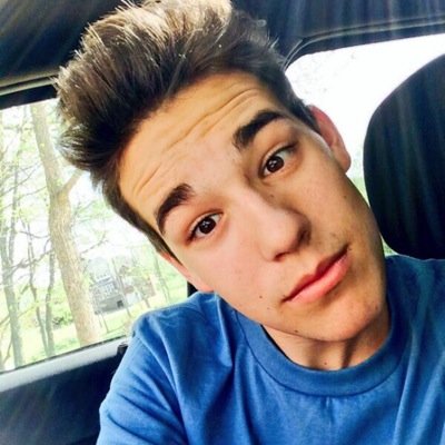 follow @jacobsloxsmith_ bc she made this acc
