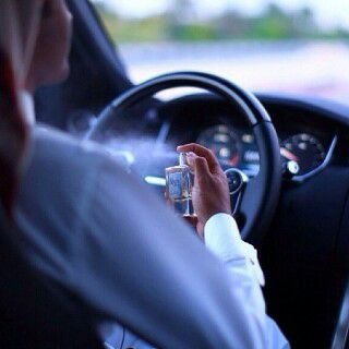 محتاج حب ً ما تسولف به الناس
حب ً على ما قيل مخفي وواضح
