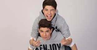Los gemeliers  nuestra vida por siempre os amo ♥♡