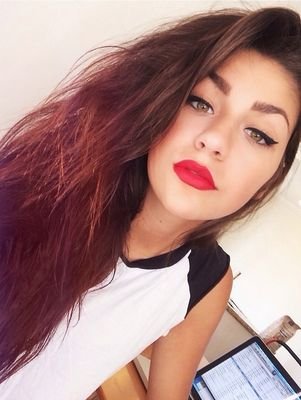 I'm Andrea and I like cuddles.