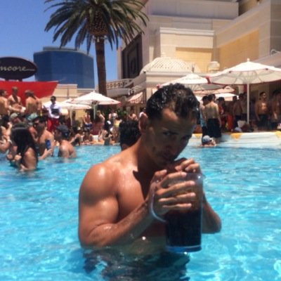 jayyy1986's profile picture. 