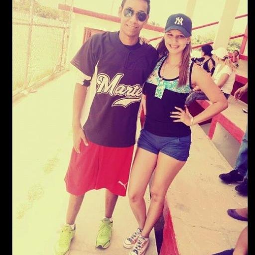 18a. Cantante juvenil promocional (Algo quimico) Djmm,softball Pdvsa petroregional,compositor y cantante intrumento (voz) Vamo a ya....