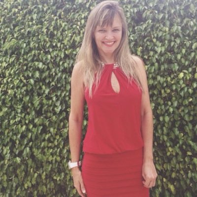 No negocio mis principios ni valores. Siempre de pie. Amante de la democracia y creyente del progreso para el futuro de Vzla. DEMÓCRATA Lic. administración