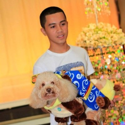 stephenjohnroq1's profile picture. 