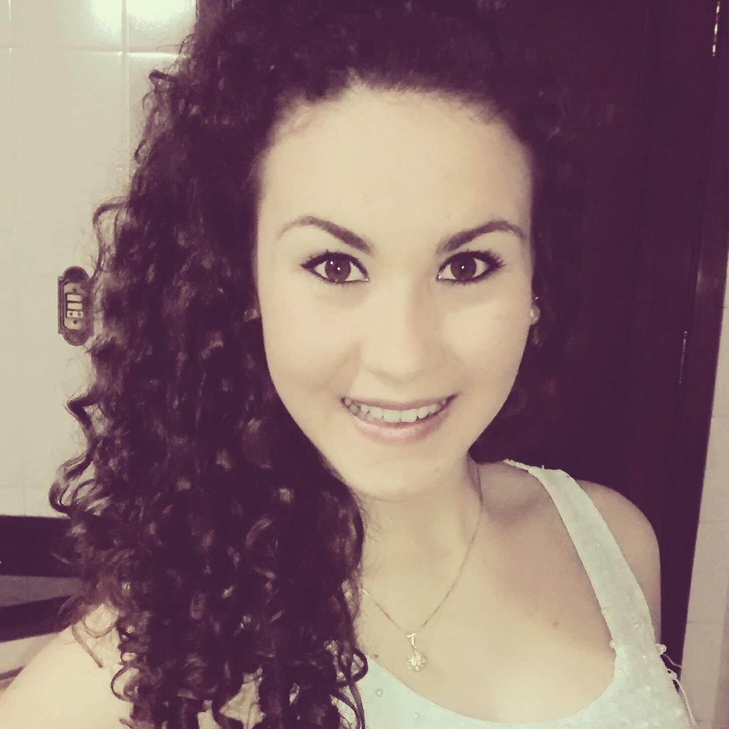 Ser feliz sem motivo é a mais autêntica forma de felicidade!
