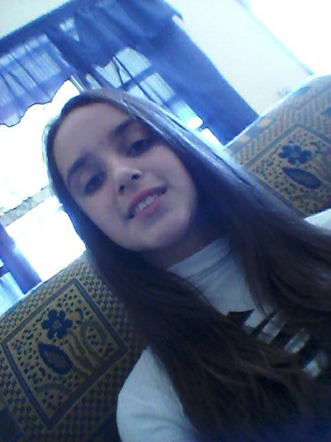 hardcore fan of One Direction, Demi is my inspiration   Insta: @mel1d___