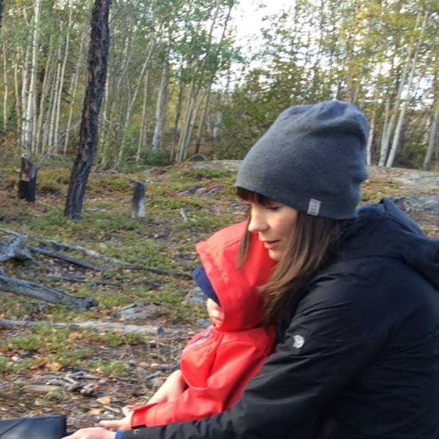 starr_mclachlan's profile picture. Mother, runner, wellness facilitator. Believes in love, kindness, and living simply