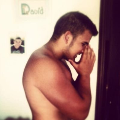 Nací un 10 de julio del 97.Deportista,estudiante en el LUCUS SOLIS y seguidor del Real Betis Balompie.Rap music