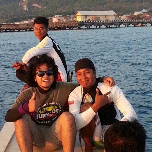 Marine engineer | office boy at EPC Company | vespa user