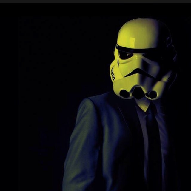 Helzkadi's profile picture. Travelin' my ass out. Videojuegos, Música Electrónica... Y además hago pan.