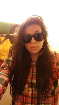 Chillin wanna get into the music bizz pursuin life and livin it to the fullest!