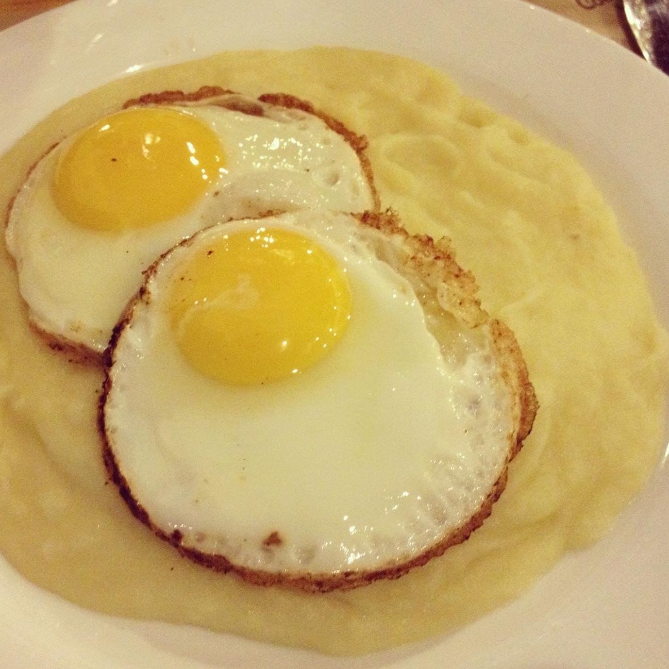 El plato más sabroso también tuitea. Adicto a las series de TV. Fanático del #DrumAndBass. A todos cariñosamente los llamo weón. Nunca he ido a un Starbucks