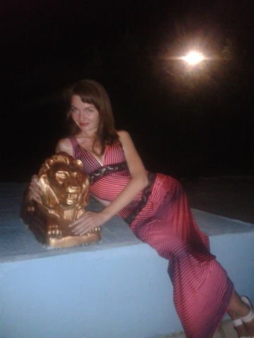 ponomoreva_'s profile picture. 