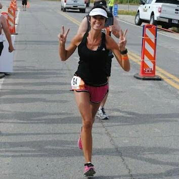 tanglesandtoes's profile picture. 