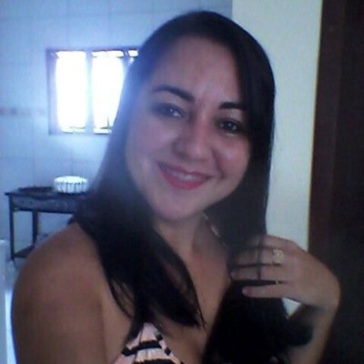 Enfermeira👩🏻‍⚕️ Mãe de Heloísa❤️ Casada com Luís Pestana👩‍❤️‍👨