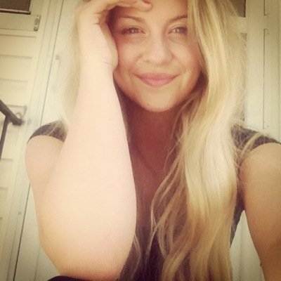 whitedenlewis's profile picture. Worrying less, smiling more :)