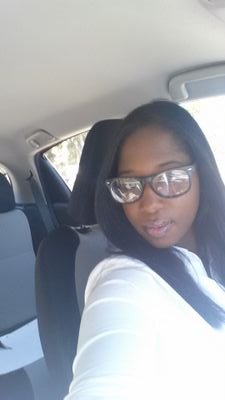 A small girl with bigger dreams... Aime moi