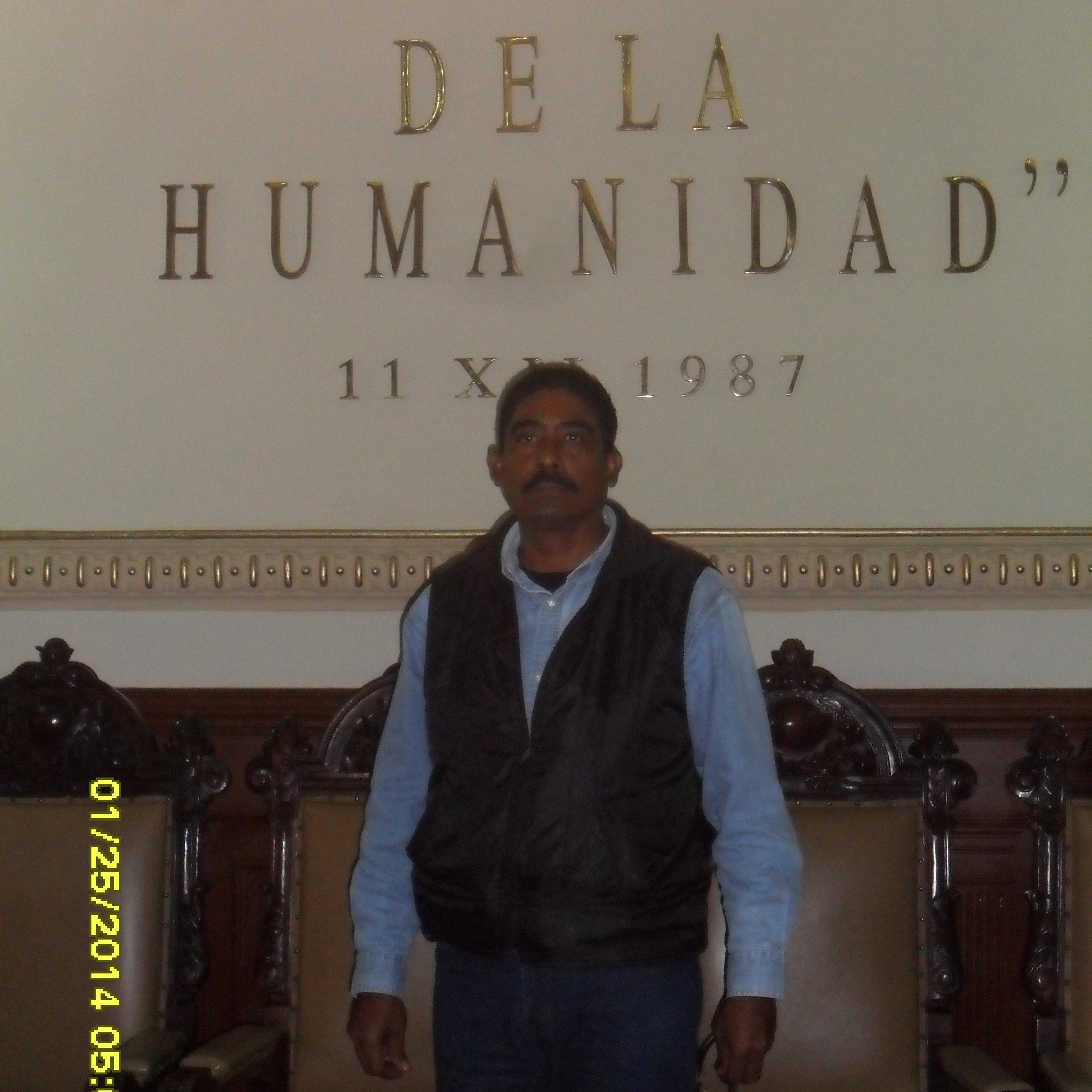 ABOGADO.
AMANTE DE LA PESCA, LOS DEPORTES ACUÁTICOS, Y GRAN ADMIRADOR DE LAS BELLEZAS NATURALES Y MARAVILLAS DEL MUNDO.