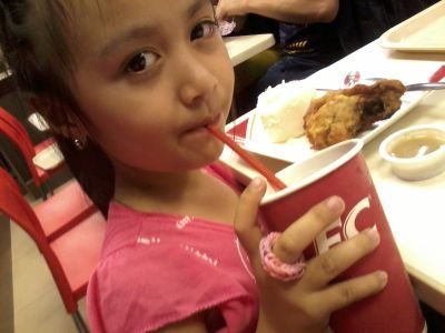 i'm jazzmyn padayhag .
i'm beautifull like my mother and sister3