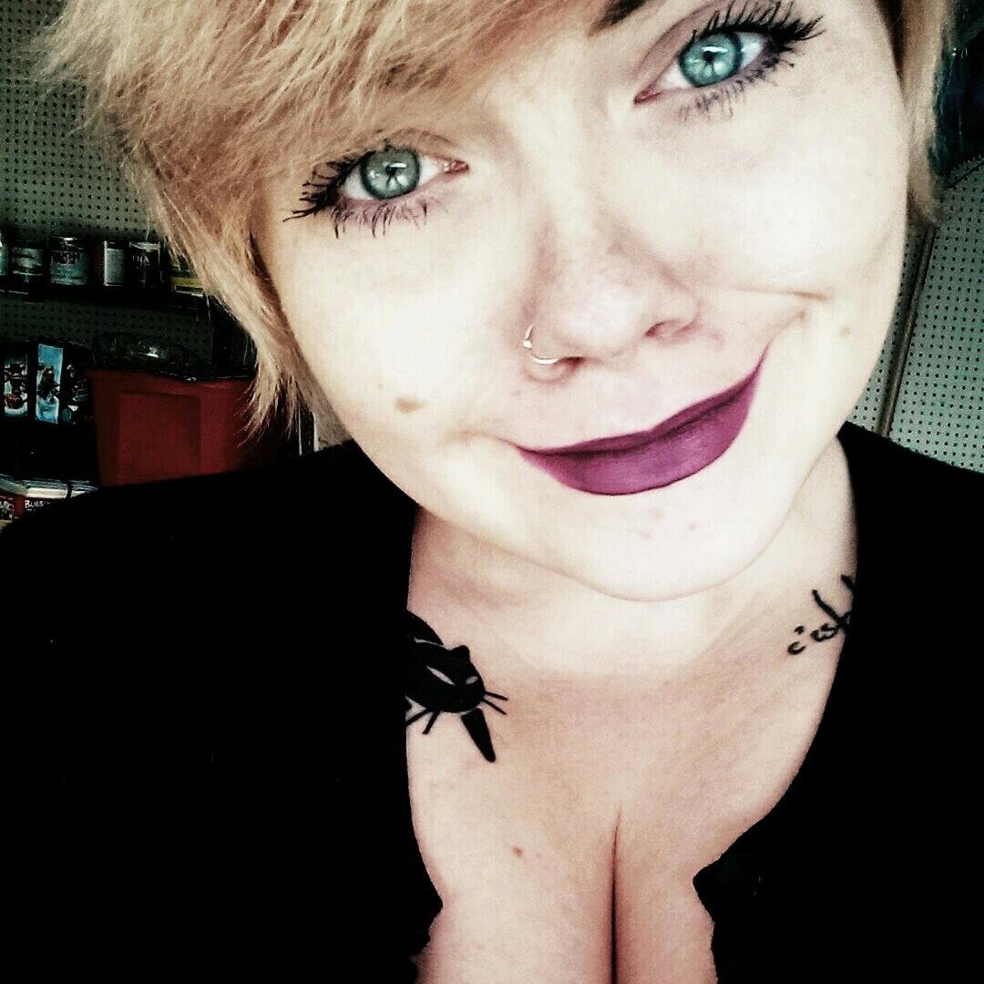 readmydick's profile picture. noah boa made me do this.