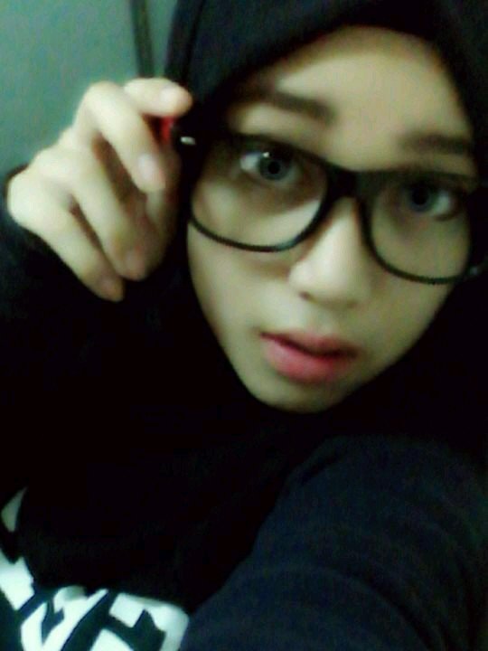 Sweet Sixteen #Followmyig-diedyraphael_      #id-diedy2398   If u follow me i will follow u back dear,fair right :*       GrumpySibling •_•