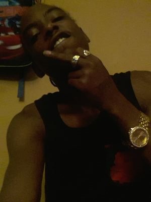 Family comes first and all that other bullshit last#QUEEN_PUCCI_SELF_MADE!!!