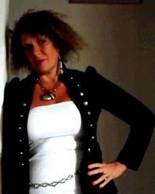 Interprete, traduttrice, cinese mandarino, inglese, spagnolo