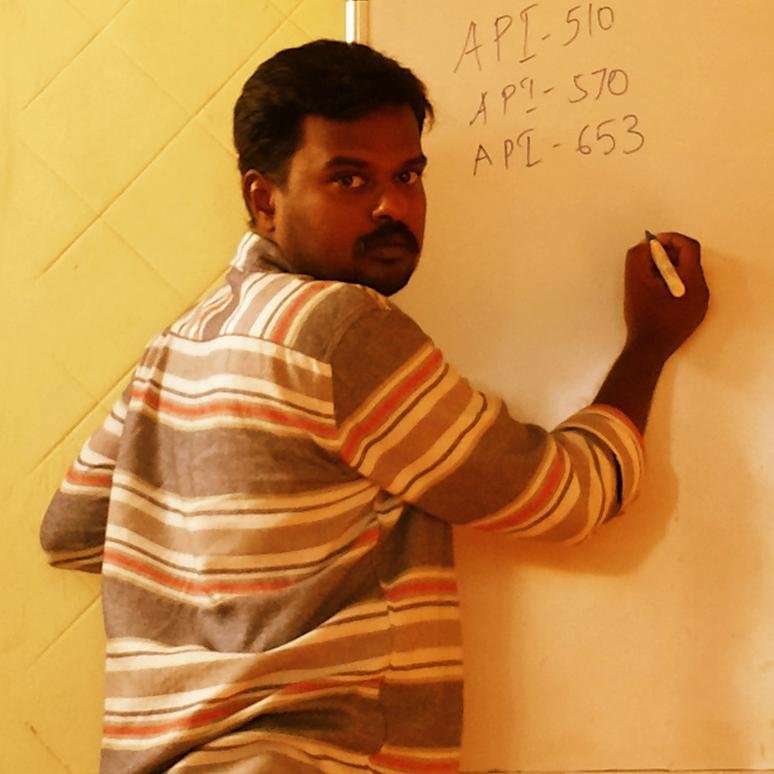 மத்தவங்க
பாக்குறா மாதிரி
பளபளப்பா வாழ்ந்த விட
நமக்கு பிடிச்சா மாதிரி
கலகலப்பா வாழனும் ...


🅵🅰🅲🅴🅱🅾🅾🅺 https://t.co/fGIpW8CSVV
