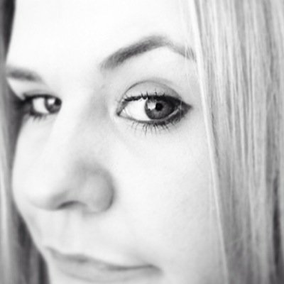 Prolific swearer, loud laugher, gin drinker, cheese lover, chubby knees, tiny feet, idiot. A 48% kinda gal.