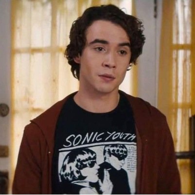 Jamie Blackley Is One Hot Guy Love Him In All The Films He Is In..:) Im 21..His My Fav actor And I Have A Crush On Him.;) Follow Me I Will Follow Back,