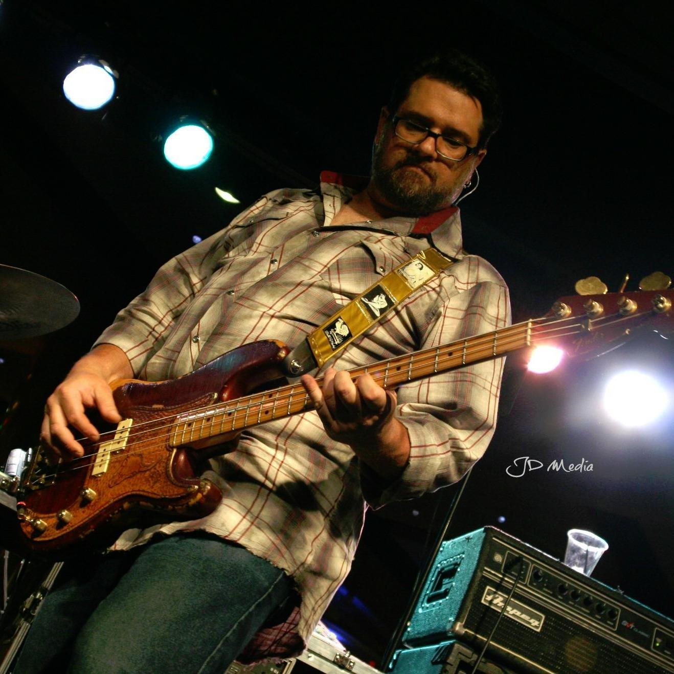 Basyst's profile picture. audio/bckstage Tull Rigging(okc)
Bassist/Sound Engineer for Boxcar Betty
Former Bassist and Sound engineer: Amarillo Junction, Lauren Nichols Band, The Revolve