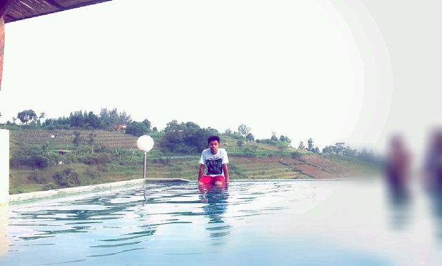 KalkausarWanda's profile picture. Pin 22346D84 ;)