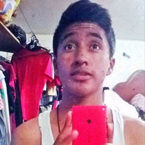 intereses: deportes y musica