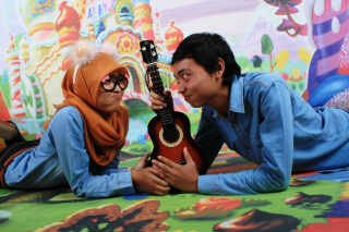 kamulah wanita dambaanku selamaini:*hananing kumalasari :* :* 14.11.2013 :*