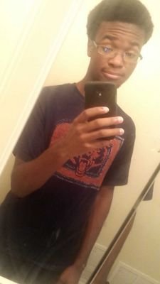 Do me a favor and follow me on Twitter        and I promise I will follow back fr fr!☺   
18 years old!
Single
Funny,Cool,Respectful!!