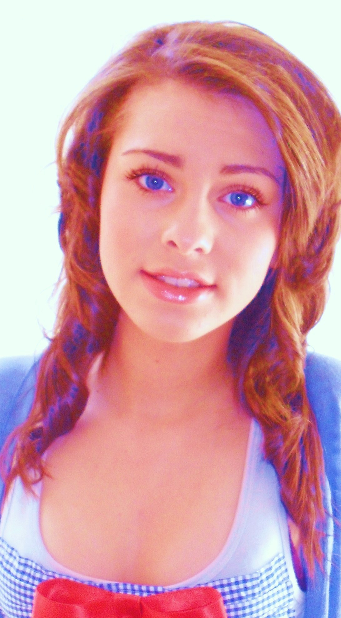 Emily Tennant - Viewing Gallery