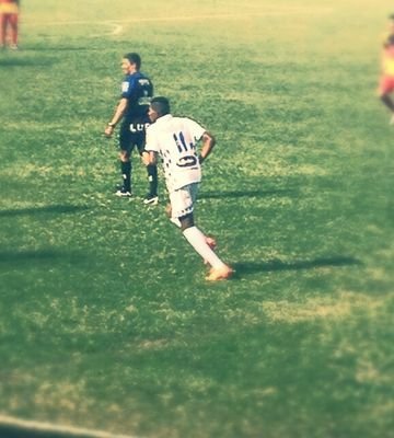 - 16 anos , Respiro Futebol, Sonhador, #Feliz,  #Ousado e Confio em Deus acima de tudo Améem
