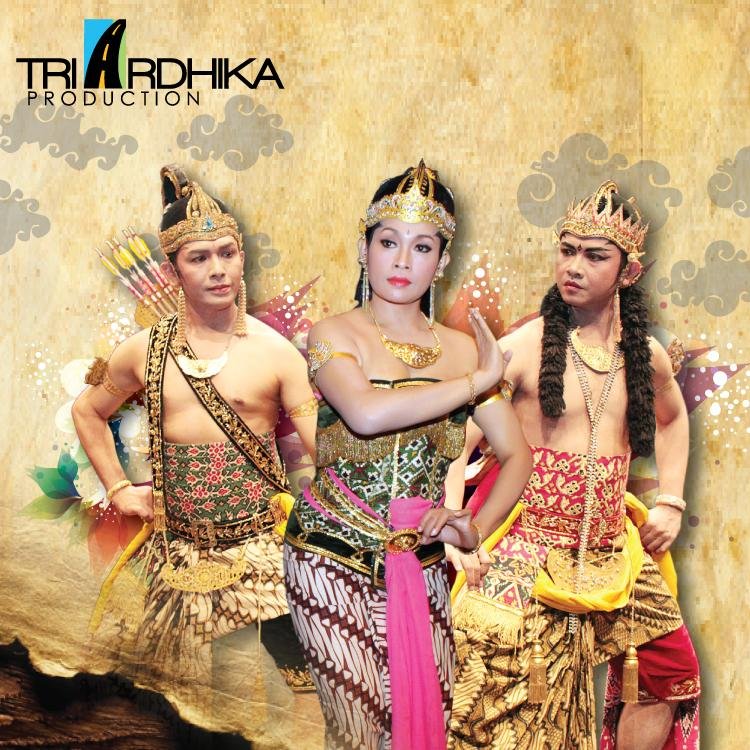 pertunjukan wayang orang Sriwedari: Mahabandhana - KekuatanTali Tali Berbisa, Jumat 3 Oktober 2014.
for more info http://t.co/4ADpNThh9n