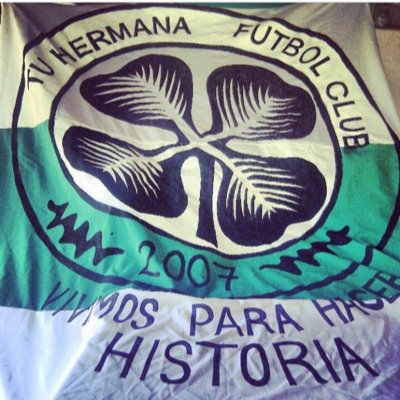 Equipo de Amigos y futbolistas frustrados.. excesivamente borrachos pero buena gente! El unico lema es: A la joda tambien hay que tomarla en serio.