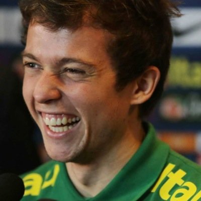Me sigam: @letticiadlucca Bernard eu te amo principe ❤️