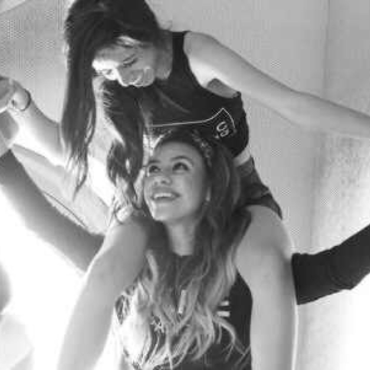 ☼ too busy fangirling ☼