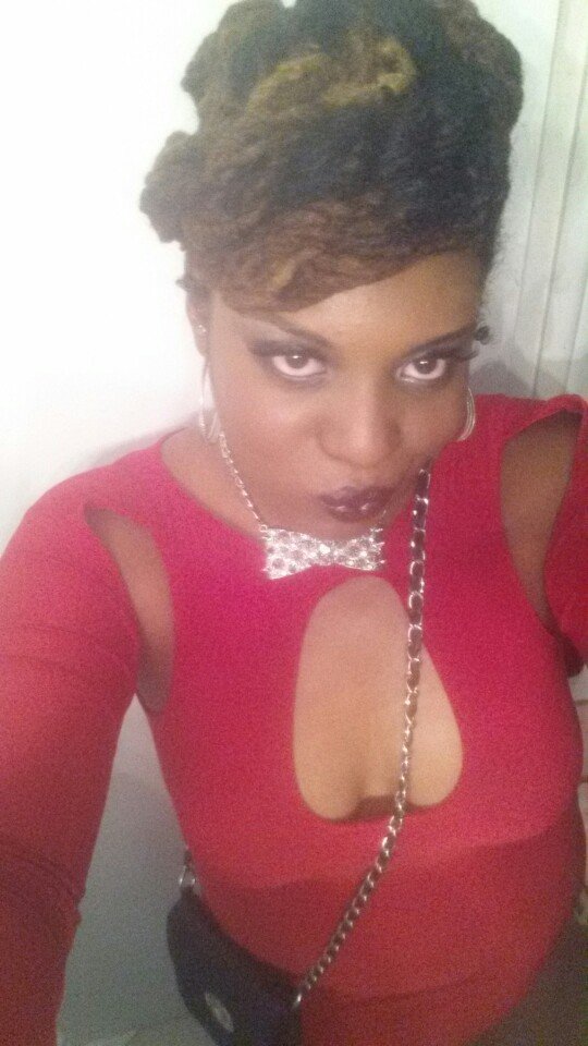 WOULDNT YOU LIKE TO KNOW!!!! JUST KNOW THAT THERE IS NEVER A DULL MOMENT!!  #TEAMPEARL #TEAMTATTED #TEAMCAPRICORN #TEAMDREADHEAD #TEAMPHILADELPHIAEAGLES #TEAMME