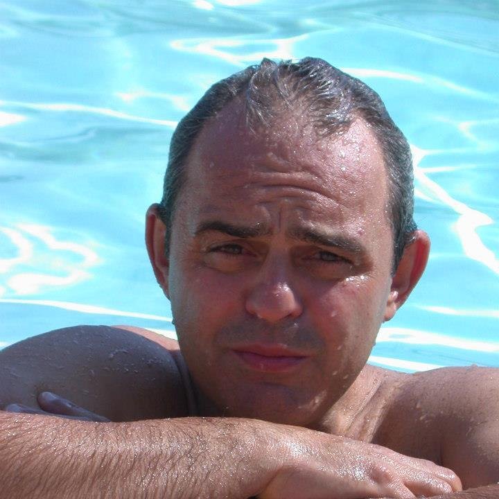 Schreck06's profile picture. Républicain Socialiste HUMANISTE Démocrate Ecolo Féministe et surtout profondément et viscéralement contre le Nazisme, le Fascisme et l' Antisémitisme !!!