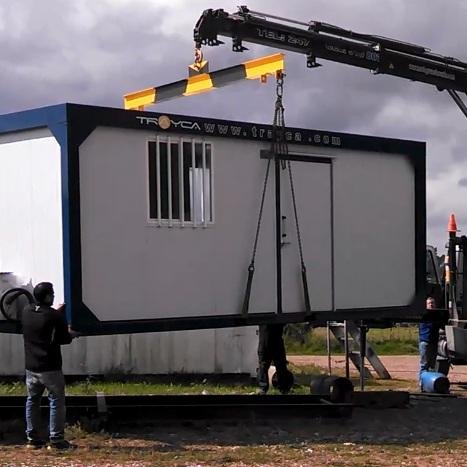 Fabricación, venta y alquiler de  container o contenedor  prefabricado para oficinas móviles food truck y construcción modular.
