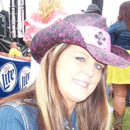 Gill37Gill's profile picture. EMT, Cosmetolgist, Love Country Music and Racing